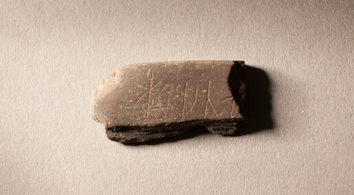Bryne med mystisk runeinnskrift funnet ved bispeborgen i Oslo