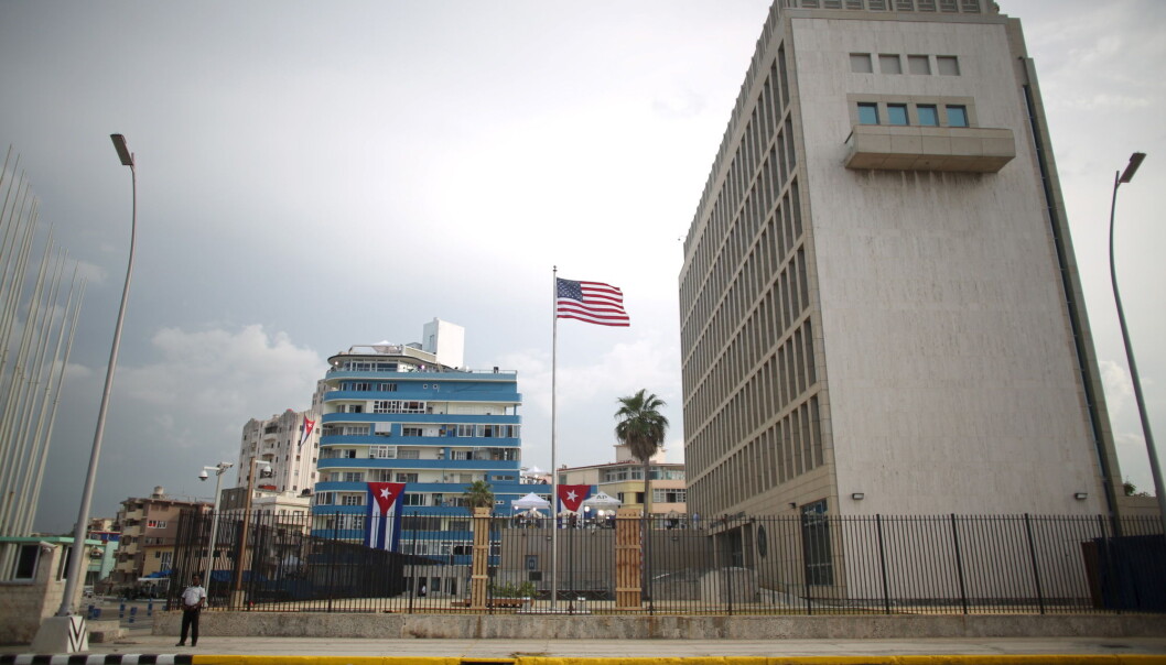 Her er den amerikanske ambassaden i Havana, Cuba. (Foto: Reuters, Alexandre Meneghini, NTB Scanpix) Her er den amerikanske ambassaden i Havana, Cuba. (Foto: Reuters, Alexandre Meneghini, NTB Scanpix)