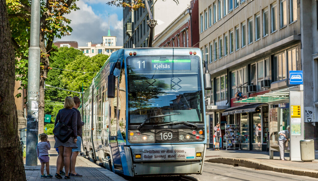 I dag reiser rekordmange passasjerer med kollektivtransport i Norge. Men det koster. (Illustrasjonsfoto: Colourbox) I dag reiser rekordmange passasjerer med kollektivtransport i Norge. Men det koster. (Illustrasjonsfoto: Colourbox)