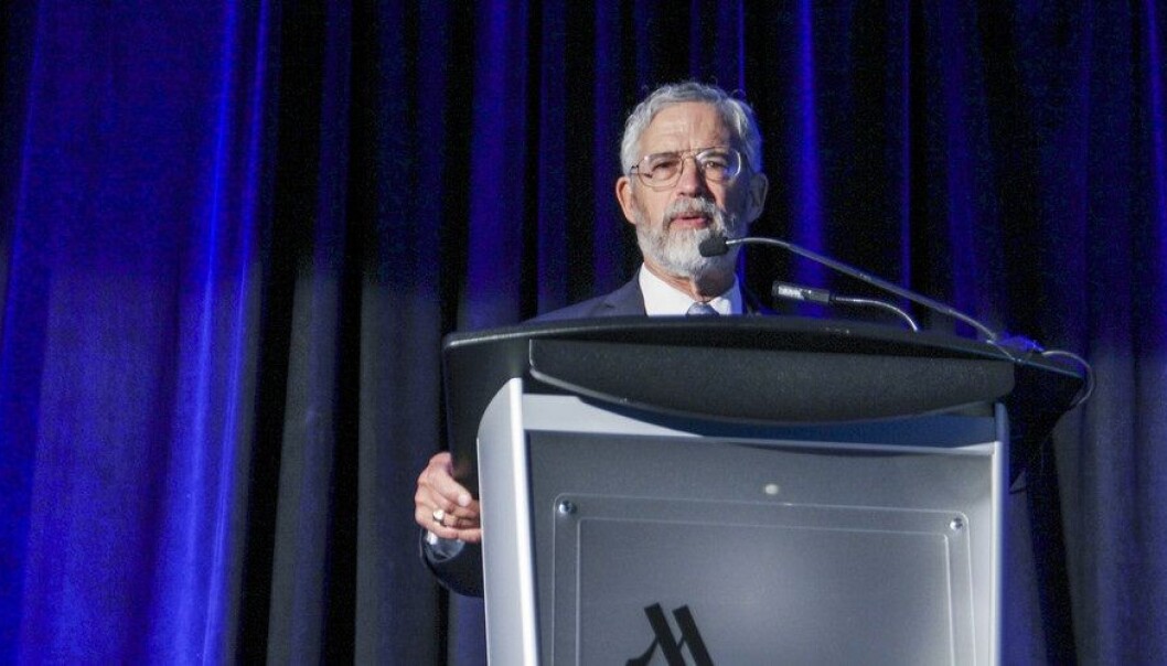 John Holdren har vært rådgiver for de to presidentene Bill Clinton og Barack Obama. Nå er han forsker ved forskningssenteret Woods Hole Oceanographic Institute. (Foto: Ida Bergstrøm) John Holdren har vært rådgiver for de to presidentene Bill Clinton og Barack Obama. Nå er han forsker ved forskningssenteret Woods Hole Oceanographic Institute. (Foto: Ida Bergstrøm)