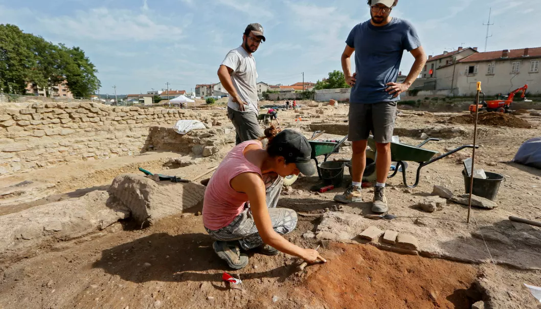 På arkeologiske utgravinger bor og jobber forskerne tett sammen. Slike feltarbeid har ikke alltid klare regler for å forhindre seksuell trakassering. Bildet er tatt i en annen sammenheng. (Foto: Robert Pratta/Reuters/NTB scanpix)