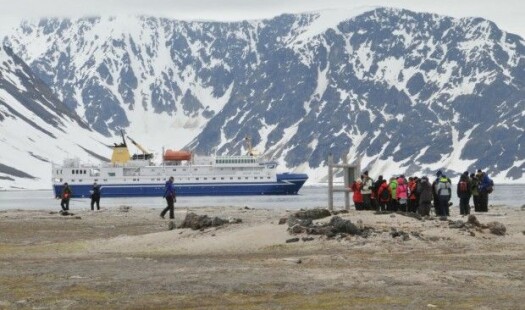 Turister på Svalbard truer sårbare kulturminner