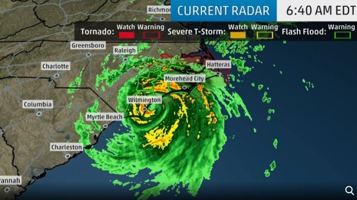 Byen Wilmington havnet midt i orkanens øye. Heldigvis fungerte vær-radaren der mens uværet passerte. (Bilde: The Weather Channel) Byen Wilmington havnet midt i orkanens øye. Heldigvis fungerte vær-radaren der mens uværet passerte. (Bilde: The Weather Channel)