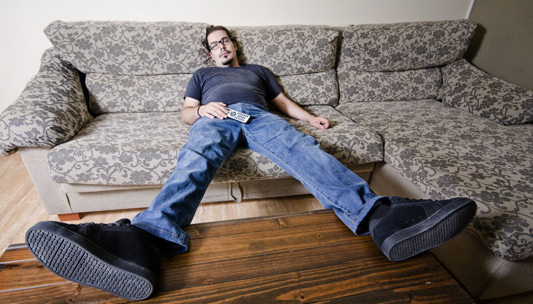 Sitter du fast i sofaen? Det kan være hjernens skyld. (Foto: FotoAndalucia / Shutterstock / NTB scanpix) Sitter du fast i sofaen? Det kan være hjernens skyld. (Foto: FotoAndalucia / Shutterstock / NTB scanpix)
