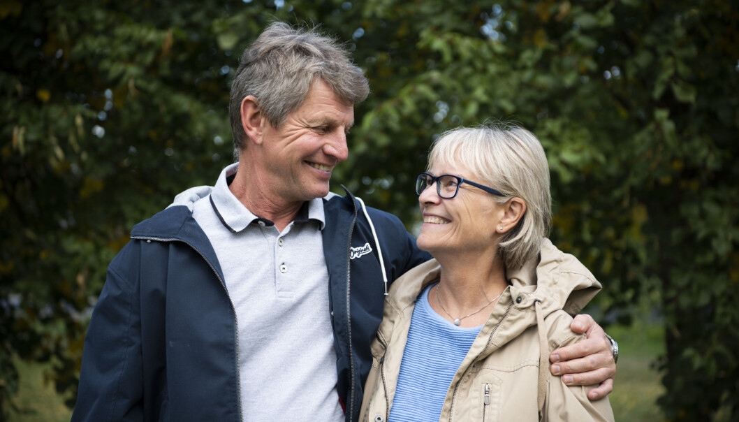 – Jeg har hatt mye sorg i perioder. Jeg vet hvor ille det kan bli med Alzheimer, men orker ikke å forholde meg til det hele tiden. Vi lever på en måte i nuet, sier Anne Arveschoug. (Foto: Sonja Balci) – Jeg har hatt mye sorg i perioder. Jeg vet hvor ille det kan bli med Alzheimer, men orker ikke å forholde meg til det hele tiden. Vi lever på en måte i nuet, sier Anne Arveschoug. (Foto: Sonja Balci)