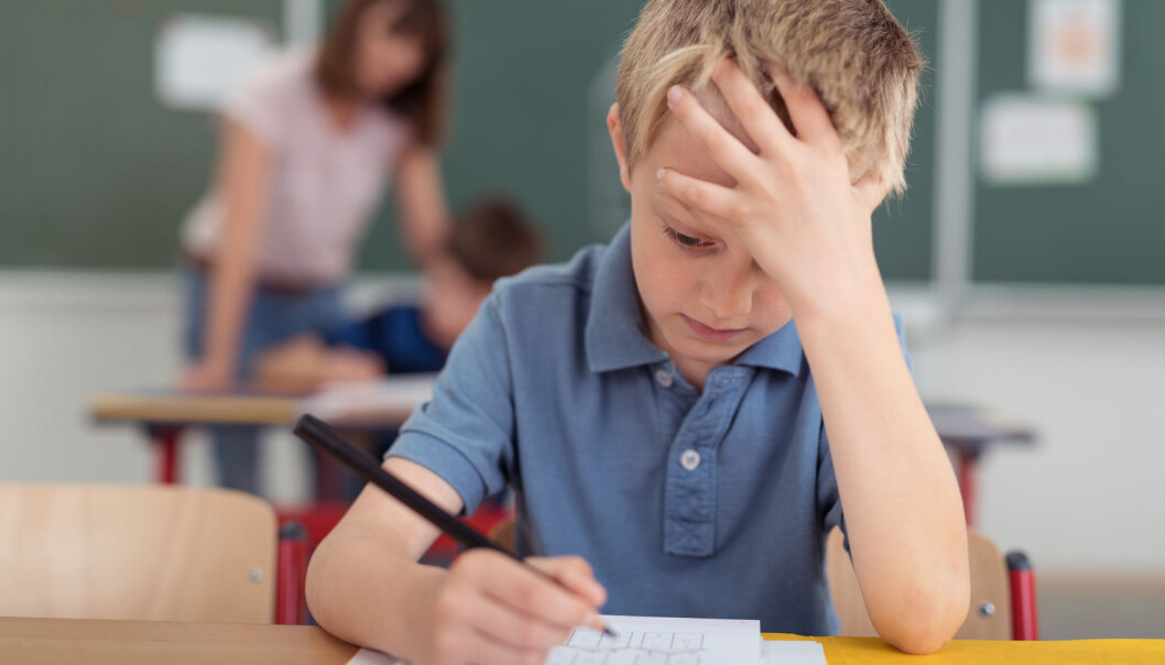 Barn som er plassert utenfor hjemmet, eller der foreldre får hjelp fra kommunen til å mestre rollen som foreldre, klarer seg i gjennomsnitt dårligere i skolen enn andre barn. (Foto: racorn / Shutterstock / NTB scanpix) Barn som er plassert utenfor hjemmet, eller der foreldre får hjelp fra kommunen til å mestre rollen som foreldre, klarer seg i gjennomsnitt dårligere i skolen enn andre barn. (Foto: racorn / Shutterstock / NTB scanpix)