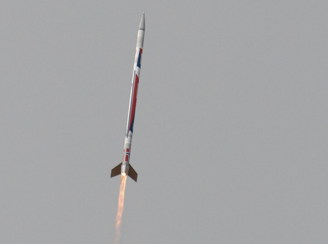 Nucleus, den første raketten som helt og holdent er utviklet og produsert i Norge, ble vellykket sendt opp fra Andøya Space Center torsdag ettermiddag. (Foto: Nammo / NTB scanpix) Nucleus, den første raketten som helt og holdent er utviklet og produsert i Norge, ble vellykket sendt opp fra Andøya Space Center torsdag ettermiddag. (Foto: Nammo / NTB scanpix)