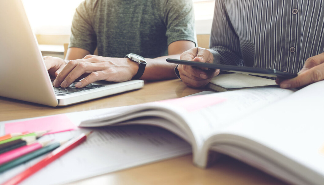 - Trass i alt det arbeidet som er gjort og som gjøres for å utvikle skriving som grunnleggende ferdighet i alle fag, står norsk skole fortsatt overfor store utfordringer, skriver Kjell Lars Berge. (Foto: Shutterstock / NTB scanpix) - Trass i alt det arbeidet som er gjort og som gjøres for å utvikle skriving som grunnleggende ferdighet i alle fag, står norsk skole fortsatt overfor store utfordringer, skriver Kjell Lars Berge. (Foto: Shutterstock / NTB scanpix)