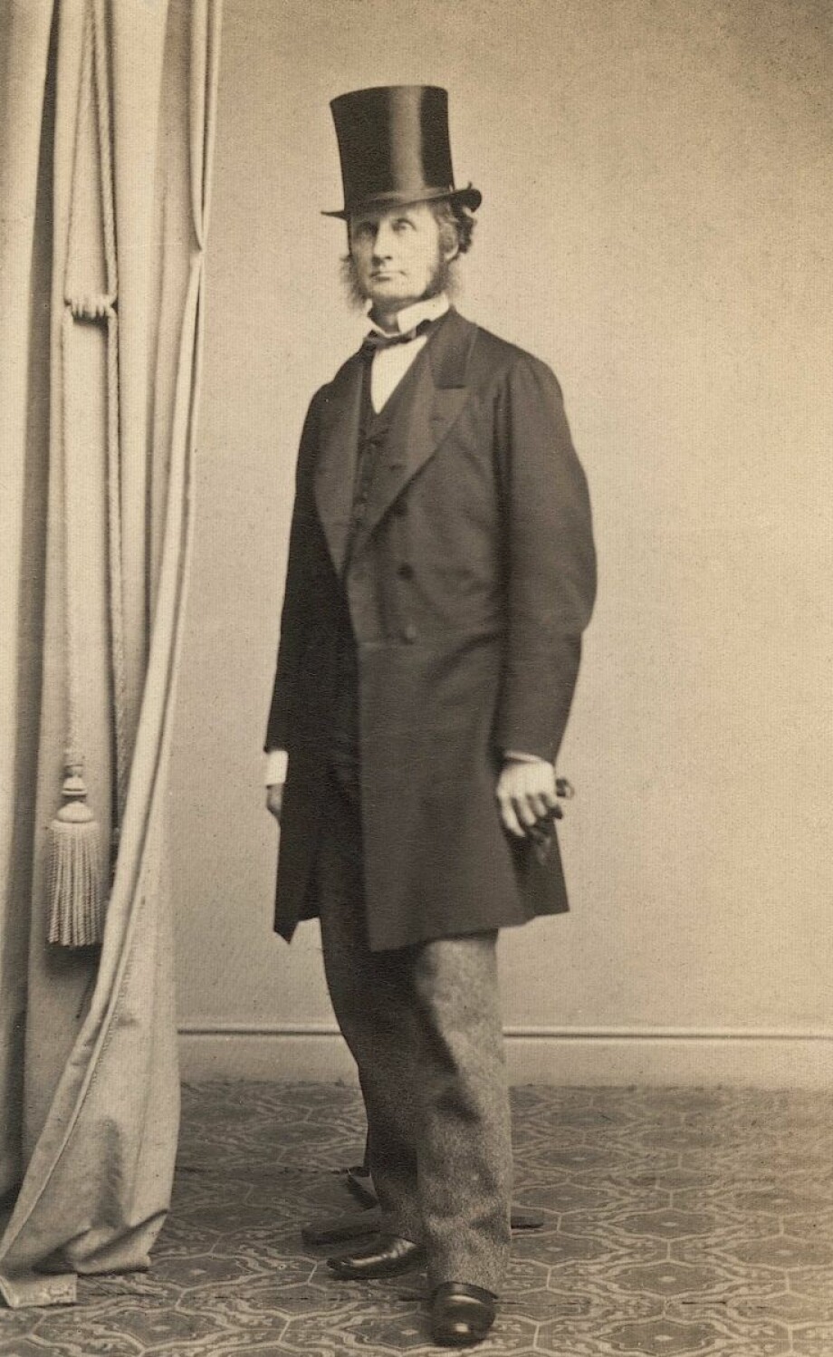 Thorvald Meyer ca 1870-1880. (Illustrasjon: Claus Peder Knudsen)