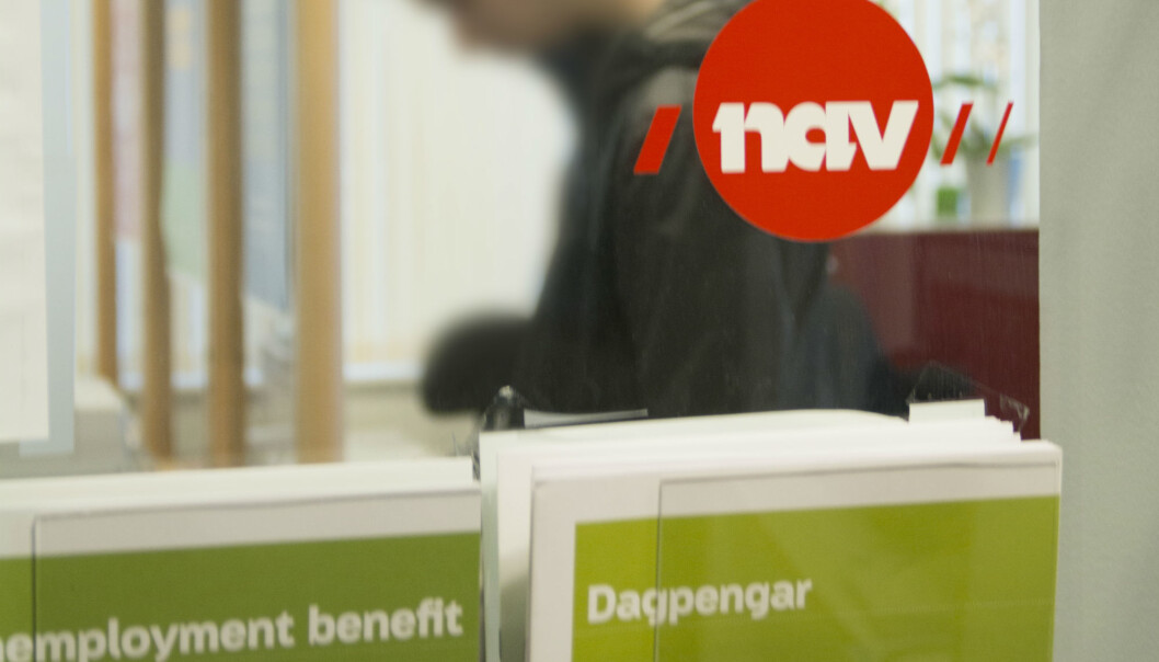 Forskning viser at det å bli arbeidsledig har en umiddelbar negativ effekt på helsa. Men i løpet av et par år tar helsa seg opp igjen. Hva skyldes det? (Illustrasjonsfoto: Colourbox) Forskning viser at det å bli arbeidsledig har en umiddelbar negativ effekt på helsa. Men i løpet av et par år tar helsa seg opp igjen. Hva skyldes det? (Illustrasjonsfoto: Colourbox)