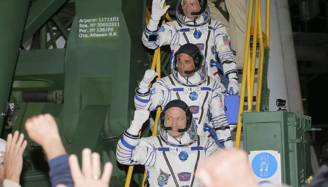Tre astronauter starter fem måneders oppdrag på romstasjonen