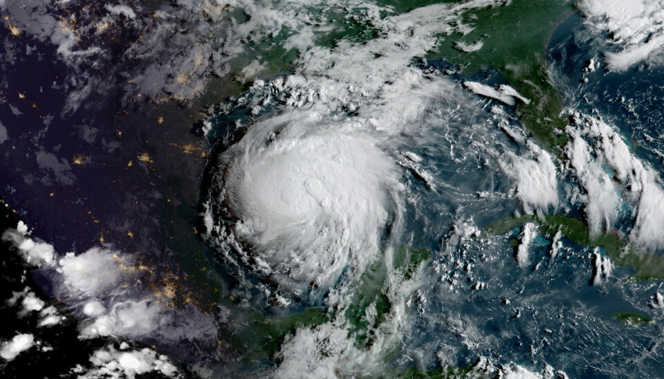 Den 24. august oppdaget det amerikanske National Hurricane Center at orkanen Harvey økte i styrke. Slik så den ut over Mexicogolfen denne dagen, fanget på kamera av satelitter. (Foto: NOAA/NASA GOES Project)