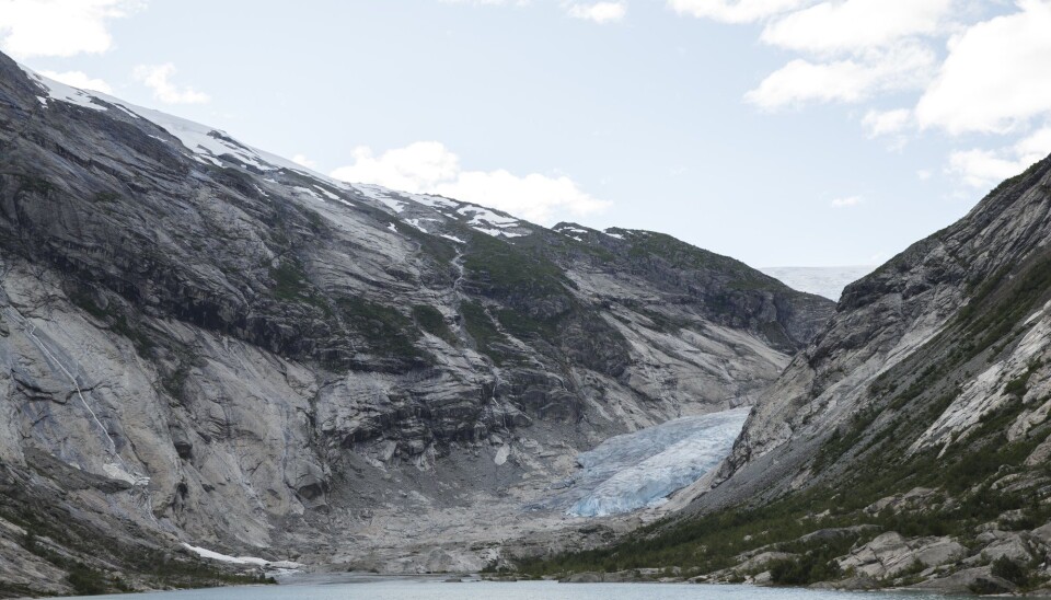 Nigardsbreen er en brearm av Jostedalsbreen. Dette bildet er tatt i 2015. I sommer har frontdelen av breen trukket seg tilbake 80 meter. (Foto: Berit Roald / NTB scanpix)