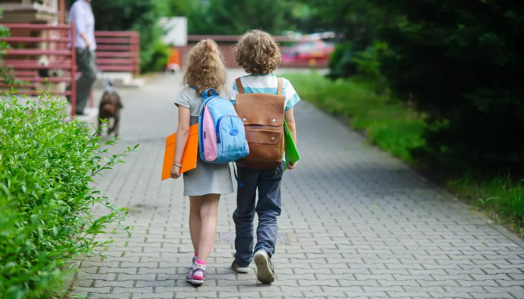 Tidligere forskning viser at forskjellige typer tiltak i skolen for barn og familier i barnevernet kan ha positive effekter både på skoleprestasjoner og foreldres skoleengasjement. (Foto: Shutterstock / NTB scanpix)