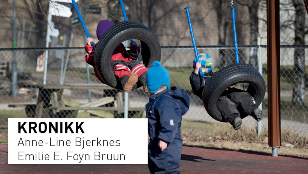 - Dersom barn med labfrakker vet at de kan boltre seg med utforsking, på samme måte som når barn kler seg ut som ninjaer og lekesloss, forbindes utforskingen med noe de synes er morsomt, skriver kronikkforfatterne. (Foto: Gorm Kallestad / NTB scanpix) - Dersom barn med labfrakker vet at de kan boltre seg med utforsking, på samme måte som når barn kler seg ut som ninjaer og lekesloss, forbindes utforskingen med noe de synes er morsomt, skriver kronikkforfatterne. (Foto: Gorm Kallestad / NTB scanpix)