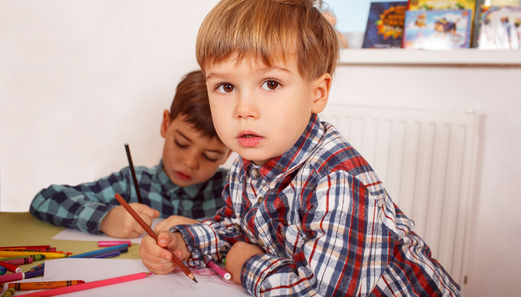Boka Mobbeatferd i barnehagen presenterer forskningsbasert kunnskap og målgruppa er studenter, barnehageledere, pedagoger og andre ansatte i barnehager. (Foto: Shutterstock / NTB scanpix) Boka Mobbeatferd i barnehagen presenterer forskningsbasert kunnskap og målgruppa er studenter, barnehageledere, pedagoger og andre ansatte i barnehager. (Foto: Shutterstock / NTB scanpix)