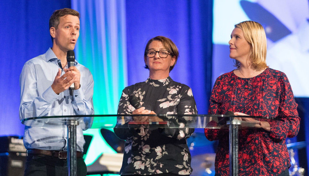 Hvem vil kristenfolket følge? Her er KrF-leder Knut Arild Hareide (t.v.), Tone Wilhelmsen Trøen (H) og innvandrings- og inntegreringsminister Sylvi Listhaug (FrP) under en debatt på Evangeliesenteret i Østfold tidligere i sommer. (Foto: Audun Braastad / NTB scanpix) Hvem vil kristenfolket følge? Her er KrF-leder Knut Arild Hareide (t.v.), Tone Wilhelmsen Trøen (H) og innvandrings- og inntegreringsminister Sylvi Listhaug (FrP) under en debatt på Evangeliesenteret i Østfold tidligere i sommer. (Foto: Audun Braastad / NTB scanpix)