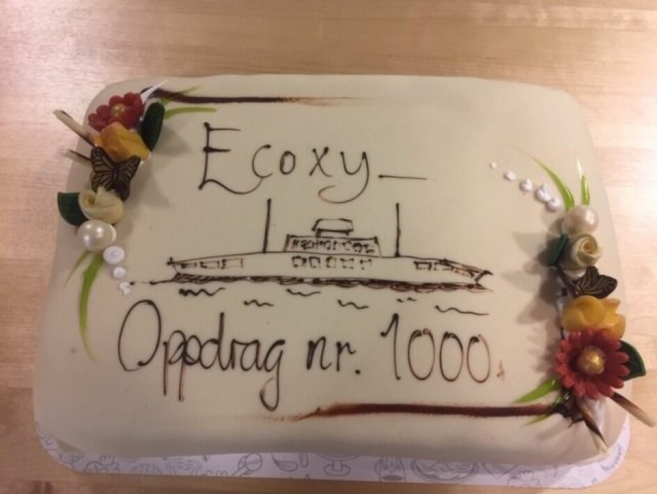 Ecoxy var det første selskapet i Norge som ble akkreditert for NOx-målinger og dokumentasjon av utslipp. Nå har vi målt utslipp 1000 ganger! Det feires med kake. (Foto: NTNU Energi)