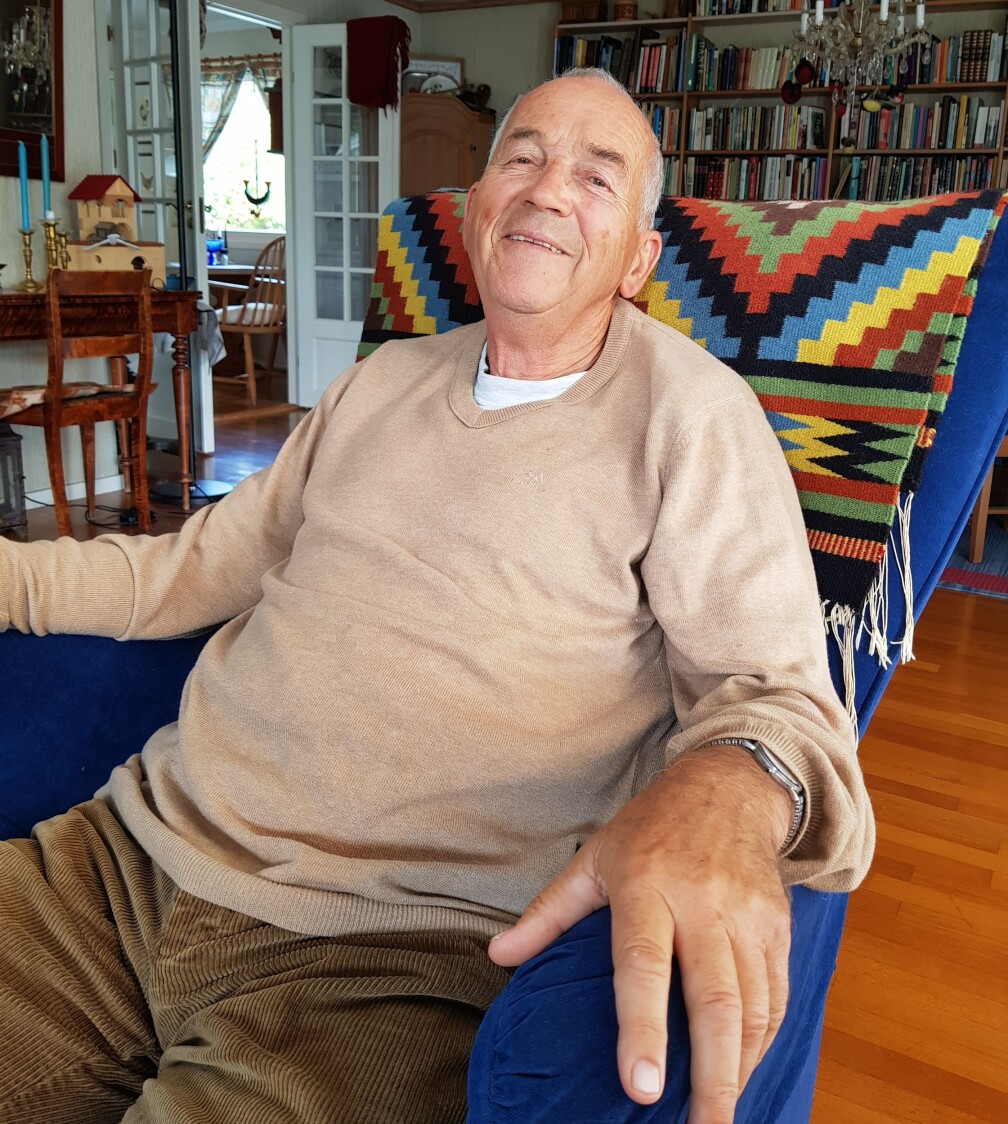 Arne Torp har skrevet boka «R. En urokråke i språket». Foto: Nina Kristiansen.