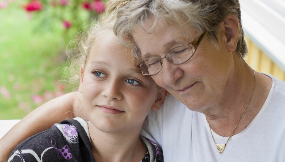 Bestemor kan barn - og kan avlaste foreldrene. Det er en fordel for menneskene.  (Foto: AnneMS / Shutterstock / NTB scanpix)