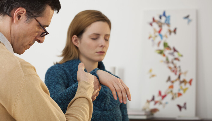 En dansk studie fra 2017 viste at hypnose kan gi folk med hjerneskade hukommelsen tilbake. (Foto: Image Point Fr / Shutterstock / NTB scanpix) En dansk studie fra 2017 viste at hypnose kan gi folk med hjerneskade hukommelsen tilbake. (Foto: Image Point Fr / Shutterstock / NTB scanpix)