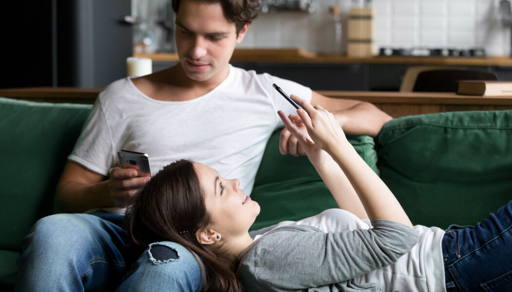 – Når elevene ser reklame, kan de avsløre reklameretorikken, men de er veldig naive når det gjelder Instagram og ser ikke intensjonene til avsenderen, sier forsker. (Illustrasjonsfoto: fizkes / Shutterstock / NTB scanpix) – Når elevene ser reklame, kan de avsløre reklameretorikken, men de er veldig naive når det gjelder Instagram og ser ikke intensjonene til avsenderen, sier forsker. (Illustrasjonsfoto: fizkes / Shutterstock / NTB scanpix)