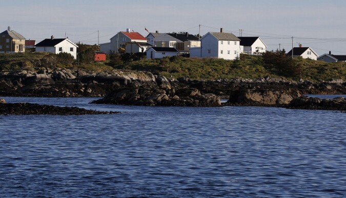 Mausund ligger utenfor kysten av Trøndelag. Det gamle fiskeværet var base for forskerne da de undersøkte øyriket Froan. (Foto: Zsolt Volent) Mausund ligger utenfor kysten av Trøndelag. Det gamle fiskeværet var base for forskerne da de undersøkte øyriket Froan. (Foto: Zsolt Volent)