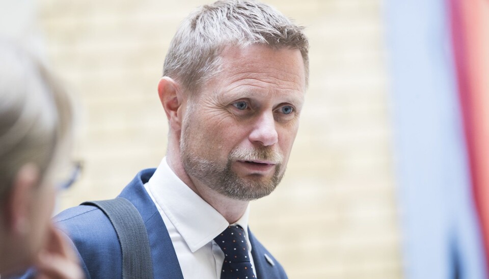 Helseminister Bent Høie (H) under presentasjonen av de nye tallene fra de nasjonale medisinske kvalitetsregistrene tirsdag ettermiddag. (Arkivfoto: Berit Roald / NTB scanpix)