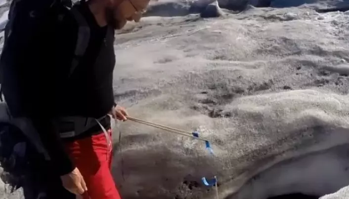 Over 1000 år gamle ting smelter ut av isbreene i Norge