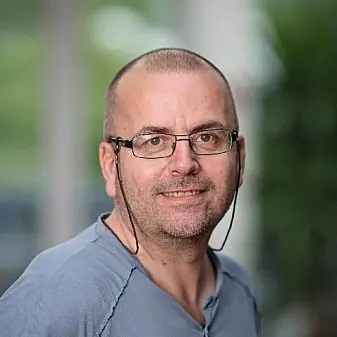 Idrettssosiolog Arve Hjelseth tror økt profesjonalisering er nøkkelen til å forstå den økte sosiale ulikheten i ungdomsidretten. (Foto: NTNU) Idrettssosiolog Arve Hjelseth tror økt profesjonalisering er nøkkelen til å forstå den økte sosiale ulikheten i ungdomsidretten. (Foto: NTNU)