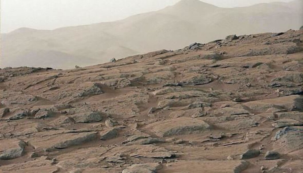 Det ser fredelig ut på overflaten av Mars. Men en ny studie tyder på at forholdene på Mars vil være den rene giften for bakterier. (Foto: NASA/JPL-Caltech/MSSS) Det ser fredelig ut på overflaten av Mars. Men en ny studie tyder på at forholdene på Mars vil være den rene giften for bakterier. (Foto: NASA/JPL-Caltech/MSSS)