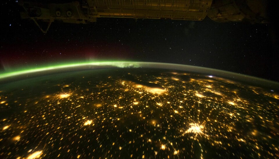 Den amerikanske midtvesten om natten, sett fra den internasjonale romstasjonen. (Bilde: NASA)