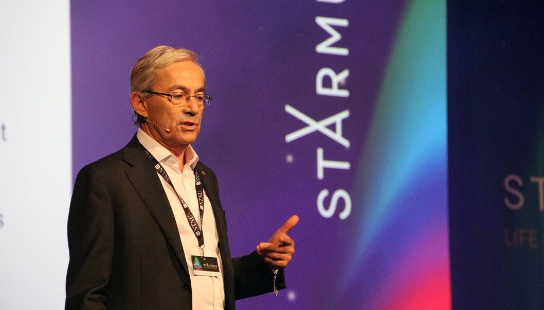 Chris Pissarides under sitt foredrag på Starmus-festivalen i Trondheim. (Foto: Lasse Biørnstad/forskning.no) Chris Pissarides under sitt foredrag på Starmus-festivalen i Trondheim. (Foto: Lasse Biørnstad/forskning.no)