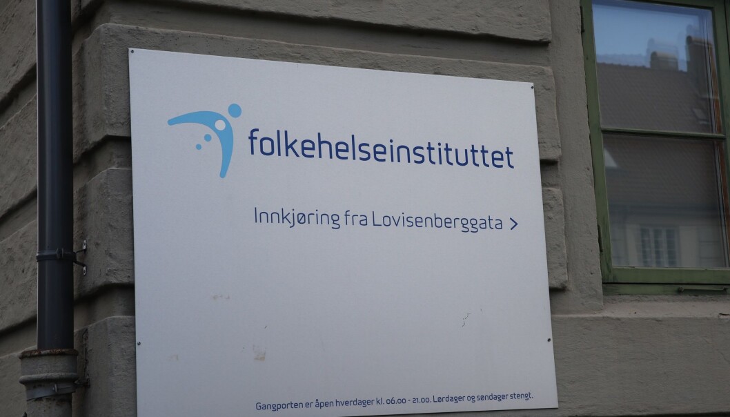 I fjor døde for første gang flere av kreft enn av hjerte- og karsykdommer her i landet, viser nye tall fra Folkehelseinstituttet. (Illustrasjonsfoto: Terje Bendiksby / NTB scanpix) I fjor døde for første gang flere av kreft enn av hjerte- og karsykdommer her i landet, viser nye tall fra Folkehelseinstituttet. (Illustrasjonsfoto: Terje Bendiksby / NTB scanpix)