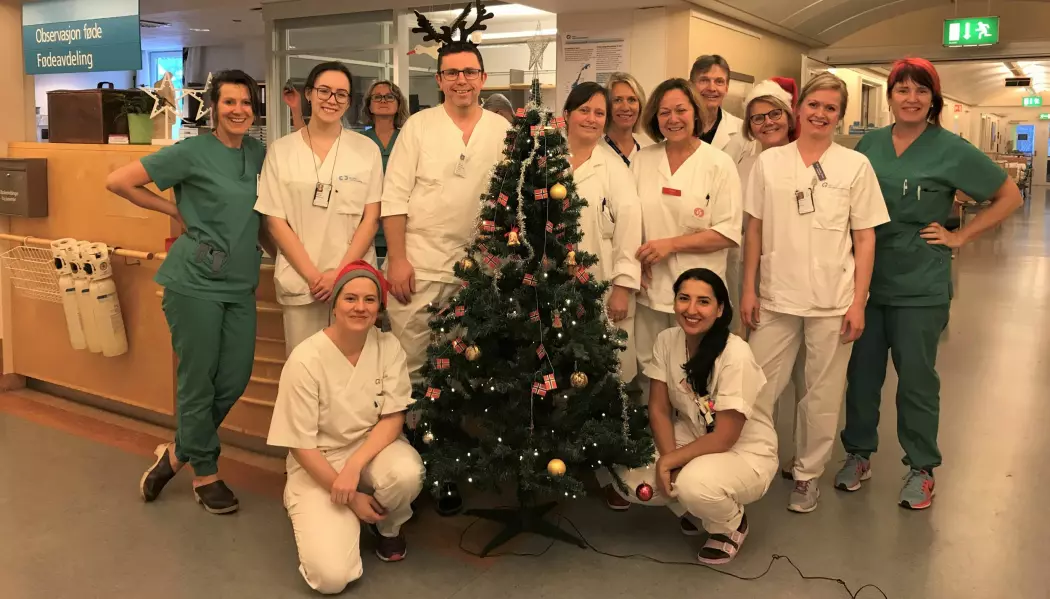 Fødselsleger, jordmødre og barnepleiere ved Oslo universitetssykehus Rikshospitalet er klare for å ta imot barna som skal fødes i jula. (Foto: Privat)