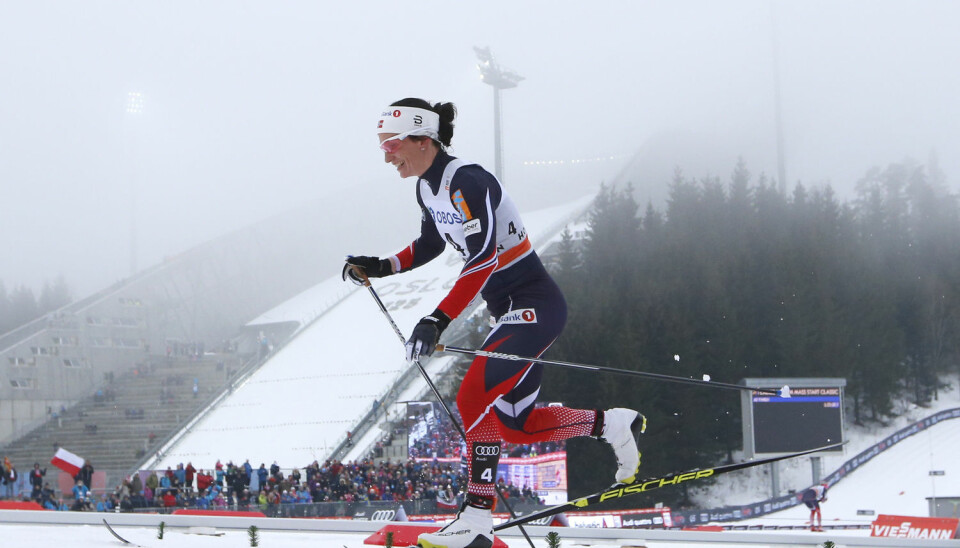 Her går Marit Bjørgen over mållinjen og inn til førsteplass under verdenscuprennet i 30 kilometer. Hva er det som gjør skiløperen så suverent god? (Foto: Foto: Berit Roald / NTB scanpix)
