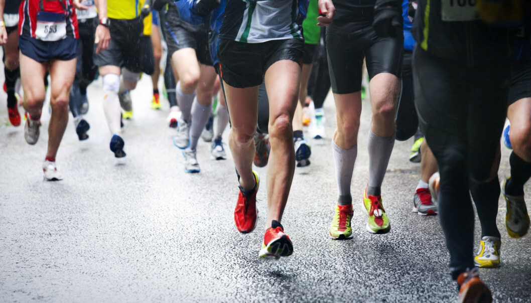 Etter en maraton har maratonløpere tegn på at nyrene har tatt skade, viser ny studie. Problemet kan være varmen, den fysiske utfoldelsen eller væskemangelen, sier forsker. (Foto: Mikael Damkier / Shutterstock / NTB scanpix) Etter en maraton har maratonløpere tegn på at nyrene har tatt skade, viser ny studie. Problemet kan være varmen, den fysiske utfoldelsen eller væskemangelen, sier forsker. (Foto: Mikael Damkier / Shutterstock / NTB scanpix)