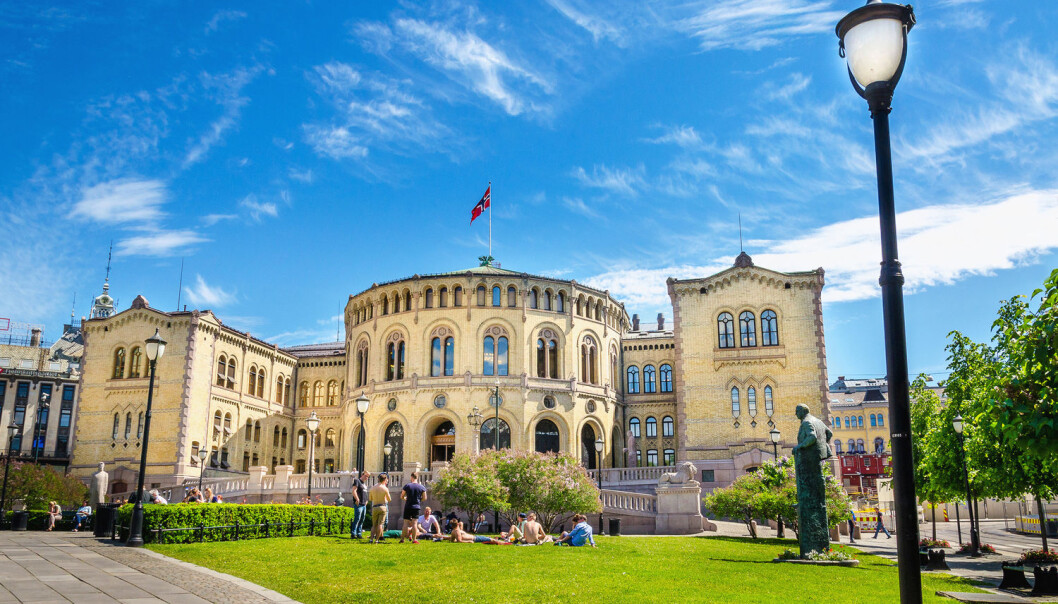 Det er Stortinget som har bestemt at ansattstemmene i rektorvalg skal vektes ulikt. (Foto: Anna Jedynak / Shutterstock / NTB scanpix) Det er Stortinget som har bestemt at ansattstemmene i rektorvalg skal vektes ulikt. (Foto: Anna Jedynak / Shutterstock / NTB scanpix)