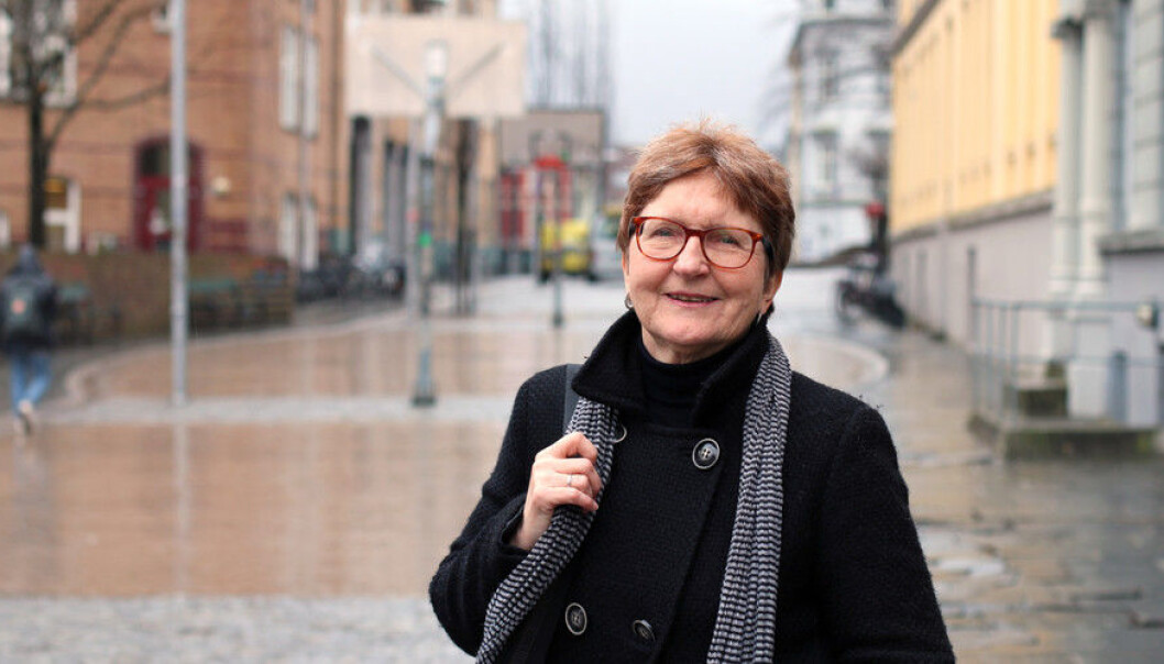 Grete Netteland er forskar og instituttleiar ved institutt for samfunnsvitskap ved Campus Sogndal ved Høgskulen på Vestlandet. Ho har sett på korleis informasjonsbehovet til arbeidsinnvandrarar blir vareteke når dei buset seg i Noreg. (Foto: Marthe Njåstad) Grete Netteland er forskar og instituttleiar ved institutt for samfunnsvitskap ved Campus Sogndal ved Høgskulen på Vestlandet. Ho har sett på korleis informasjonsbehovet til arbeidsinnvandrarar blir vareteke når dei buset seg i Noreg. (Foto: Marthe Njåstad)