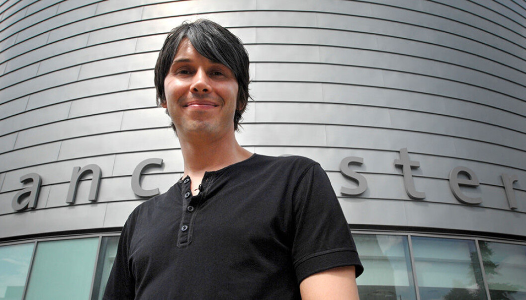 Brian Cox var popartist på 80-tallet. Nå er han først og fremst kjent som programleder i vitenskap. Han blir omtalt som David Attenboroughs arvtaker. (Foto: The University of Manchester Schools and Colleges) Brian Cox var popartist på 80-tallet. Nå er han først og fremst kjent som programleder i vitenskap. Han blir omtalt som David Attenboroughs arvtaker. (Foto: The University of Manchester Schools and Colleges)