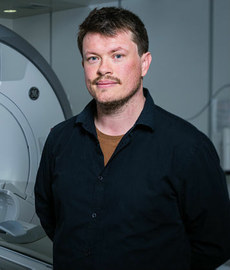 Seniorforsker Lars Tjelta Westlye og kolleger har brukt MRI til å måle hjernemønstre hos nesten 800 barn og unge. (Foto: Øystein Horgmo, UiO)