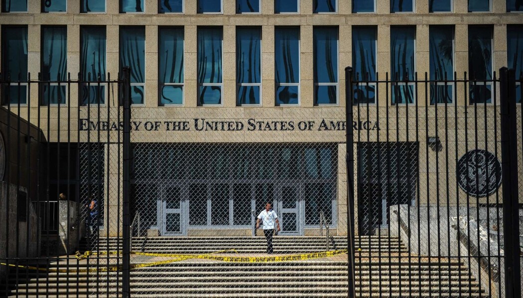 Den amerikanske ambassaden i Havanna på Cuba. (Foto: Yamil Lage / AFP/NTB scanpix) Den amerikanske ambassaden i Havanna på Cuba. (Foto: Yamil Lage / AFP/NTB scanpix)