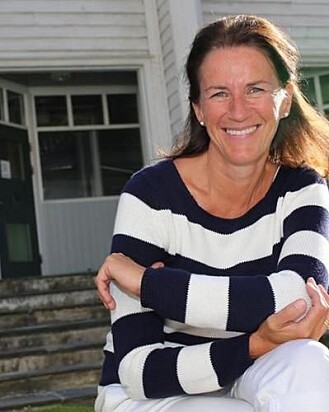 Bettina Husebø mener det bør legges bedre til rette for at flere får muligheten til å dø i sitt eget hjem. (Foto: UiB) Bettina Husebø mener det bør legges bedre til rette for at flere får muligheten til å dø i sitt eget hjem. (Foto: UiB)