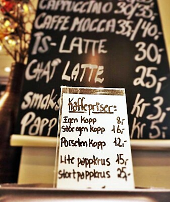 Noe så enkelt som å tilby billigere kaffe i kantine ved medbragt kopp, vil gi en påminnelse om å holde forbruket nede på jobben. (Foto: Ingeborg Flagstad) Noe så enkelt som å tilby billigere kaffe i kantine ved medbragt kopp, vil gi en påminnelse om å holde forbruket nede på jobben. (Foto: Ingeborg Flagstad)