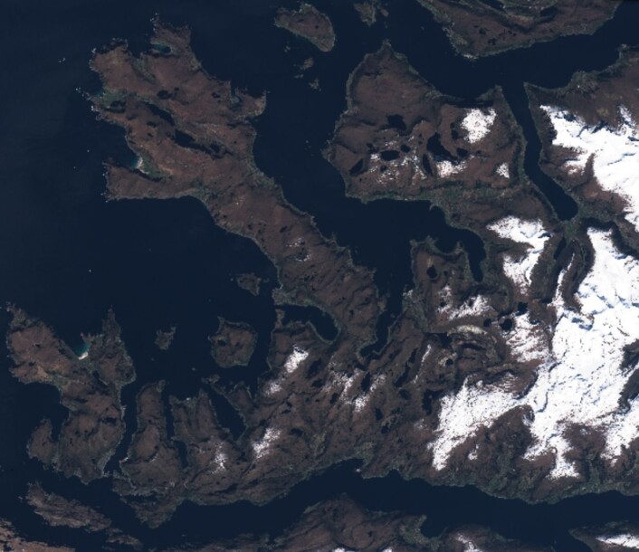 "Ut mot havet". Stadlandet sett fra Sentinel-2 fredag 5. mai. (Bilde: Copernicus Sentinel data) "Ut mot havet". Stadlandet sett fra Sentinel-2 fredag 5. mai. (Bilde: Copernicus Sentinel data)
