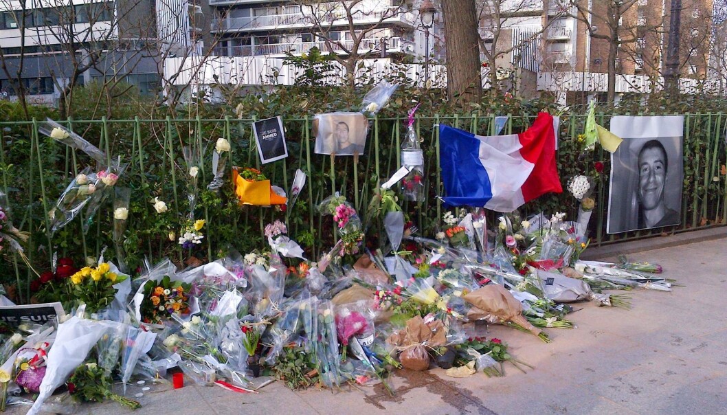 Etter at terroren rammet Paris to ganger i 2015, ble NKVTS bedt om å bistå franske forskere og samfunnsmedisinere. (Foto: AFP / NTB Scanpix) Etter at terroren rammet Paris to ganger i 2015, ble NKVTS bedt om å bistå franske forskere og samfunnsmedisinere. (Foto: AFP / NTB Scanpix)