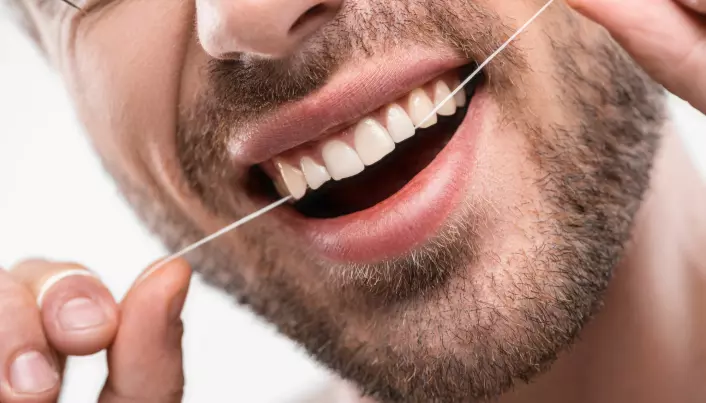 Ny studie: Noen typer tanntråd kan være helsefarlige