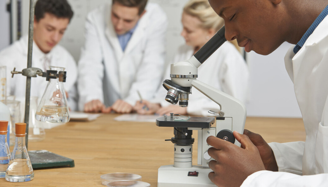 Halvparten av alle forskere og postdoktorer ved universiteter og høyskoler har innvandrerbakgrunn, men kvinner fra land utenfor EU og Nord-Amerika er fortsatt en liten gruppe. (Foto: SpeedKingz / Shutterstock / NTB scanpix) Halvparten av alle forskere og postdoktorer ved universiteter og høyskoler har innvandrerbakgrunn, men kvinner fra land utenfor EU og Nord-Amerika er fortsatt en liten gruppe. (Foto: SpeedKingz / Shutterstock / NTB scanpix)