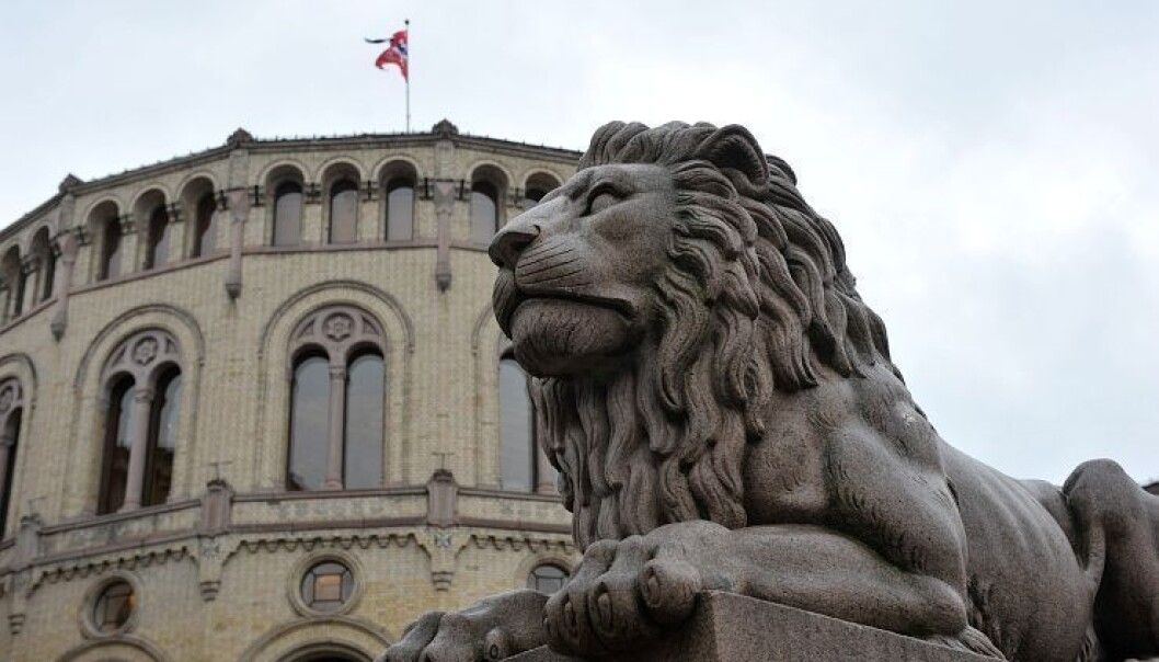 Marsjen i Oslo går fra Rådhuset til Stortinget. (Foto: UiO/Francesco Saggio) Marsjen i Oslo går fra Rådhuset til Stortinget. (Foto: UiO/Francesco Saggio)