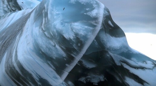 Isfjell har snudd seg: Se de fantastiske bildene av «krystallpalasset»